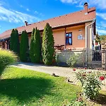 Apartment Kisbattyan Vendeghaz