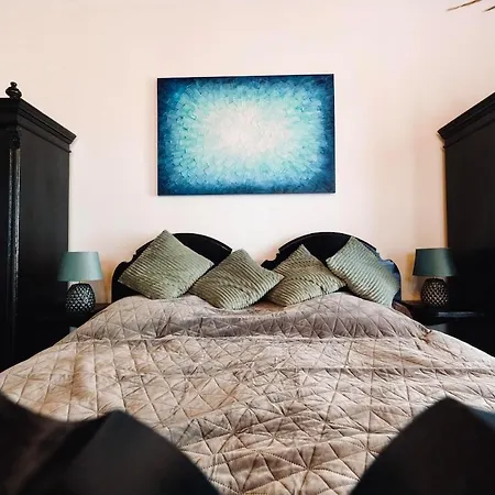 Kisbattyan Vendeghaz