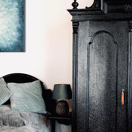 Kisbattyan Vendeghaz Apartmán Komló